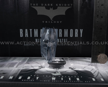 Hot Toys Batman Empty Cowl with Neck Piece Armory MMS702 1/6 Scale Parts DC Comics