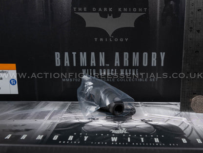 Hot Toys Batman Empty Cowl with Neck Piece Armory MMS702 1/6 Scale Parts DC Comics