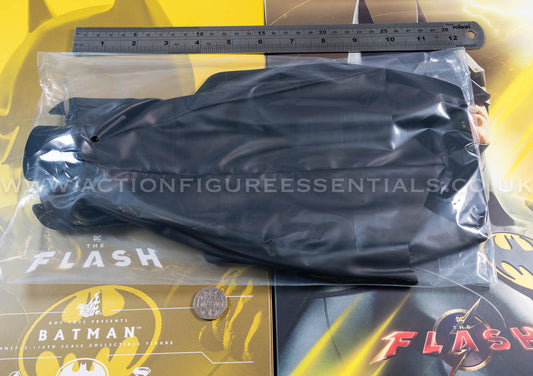 Hot Toys - Batman - Articulated Glider Cape - Michael Keaton - Modern Suit - MMS712 - 1:6 Loose Parts