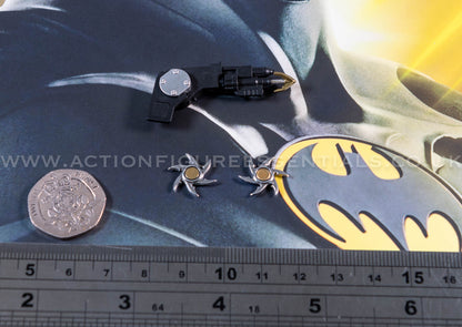 Hot Toys - Batman - Grapnel Gun & Shuriken Set - Michael Keaton - Modern Suit - MMS712 - 1:6 Loose Parts