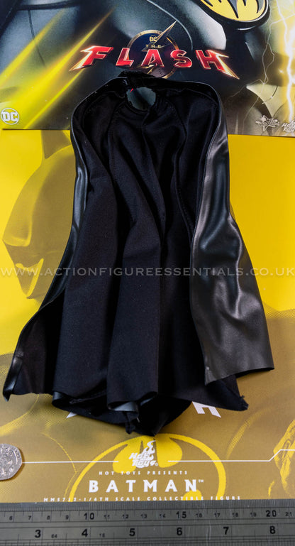 Hot Toys - Batman - Wired Cape - Michael Keaton - Modern Suit - MMS712 - 1:6 Loose Parts