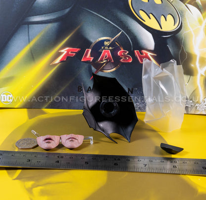 Hot Toys - Batman - Cowl Head Sculpt & Face Plates - Michael Keaton - Modern Suit - MMS712 - 1:6 Loose Parts
