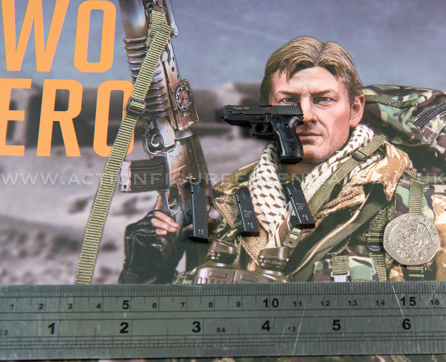 Bravo Two Zero SAS - P226 Pistol w Magazines - 1/6 - Sean Bean British Army Special Air Service Gulf War 1991 - DAMTOYS - DAM 78098 - Loose Parts