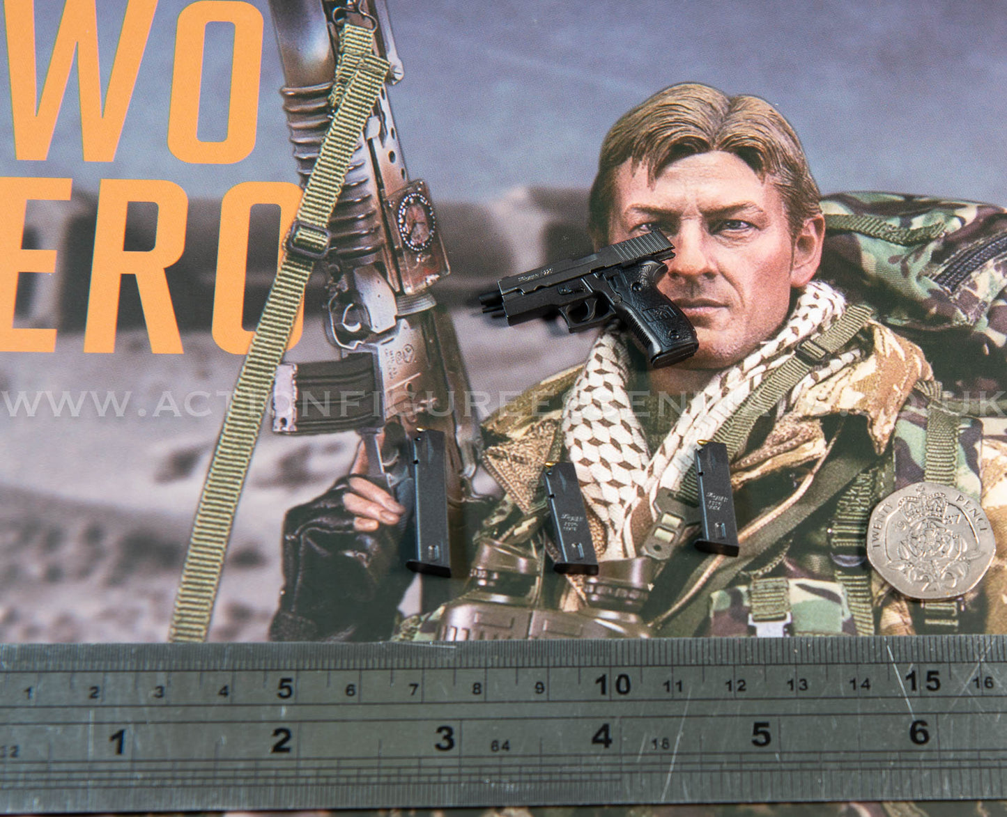 Bravo Two Zero SAS - P226 Pistol w Magazines - 1/6 - Sean Bean British Army Special Air Service Gulf War 1991 - DAMTOYS - DAM 78098 - Loose Parts