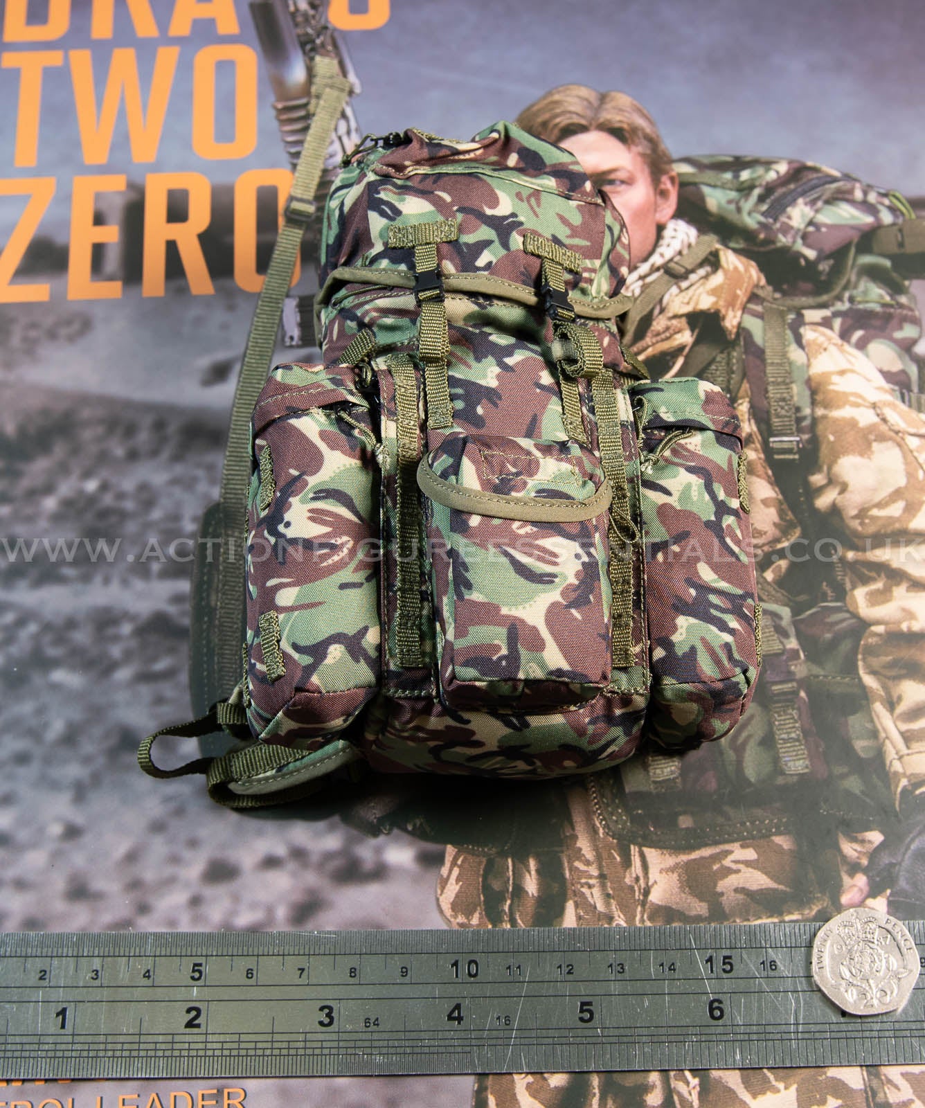 Bravo Two Zero SAS - British Army DPM Camo PLCE Rucksack - 1/6 - Sean Bean Gulf War 1991 - DAMTOYS - DAM78098 - Loose Parts