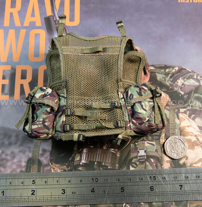 Bravo Two Zero SAS - British Army DPM Camo Combat Vest - 1/6 - Sean Bean British Army Special Air Service Gulf War 1991 - DAMTOYS - DAM 78098 - Loose Parts