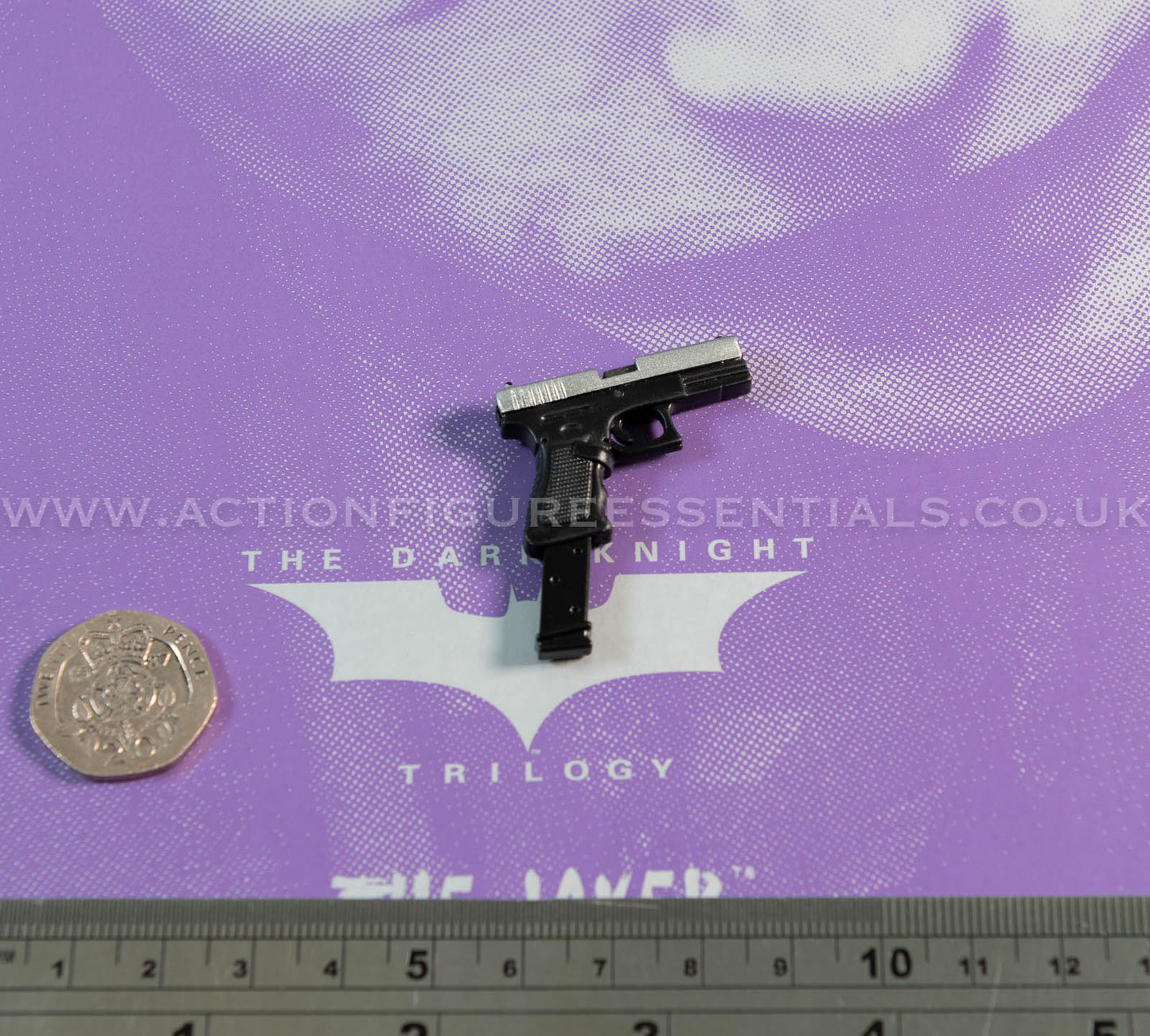 Hot Toys - The Joker - Glock Pistol Hand Gun - Heath Ledger - Dark Knight Trilogy - DX32 1:6 Loose Parts