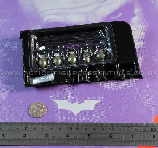 Hot Toys - The Joker - Grenade Rig Set w Pins - Heath Ledger - Dark Knight Trilogy - DX32 - 1:6 Loose Parts