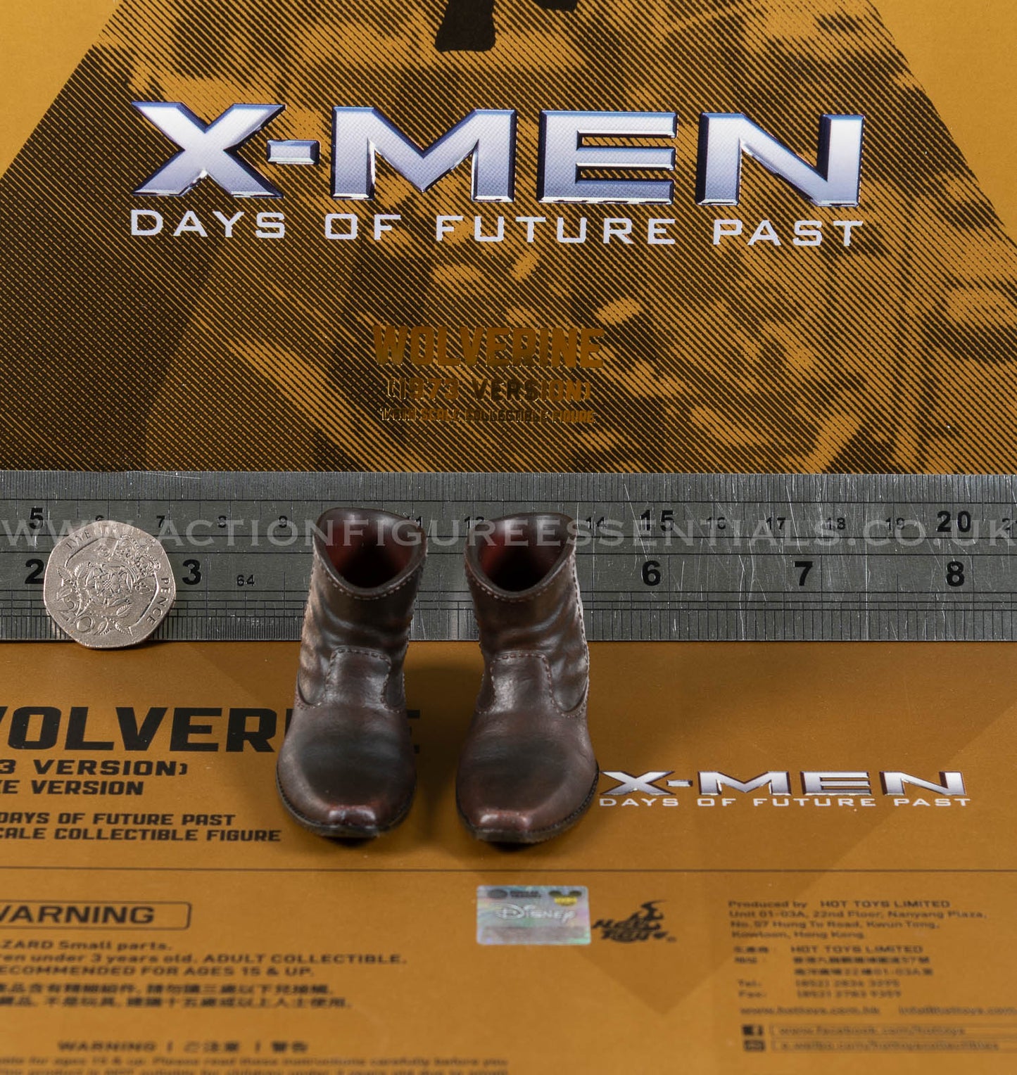 Hot Toys - Wolverine - Shoes / Boots - Hugh Jackman - 1973 - MMS660 Deluxe 1:6 Loose Parts