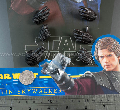 Hot Toys - Anakin Skywalker - Hand Wrist Peg Set - Star Wars - TMS019 Special Edition - 1:6 Loose Parts