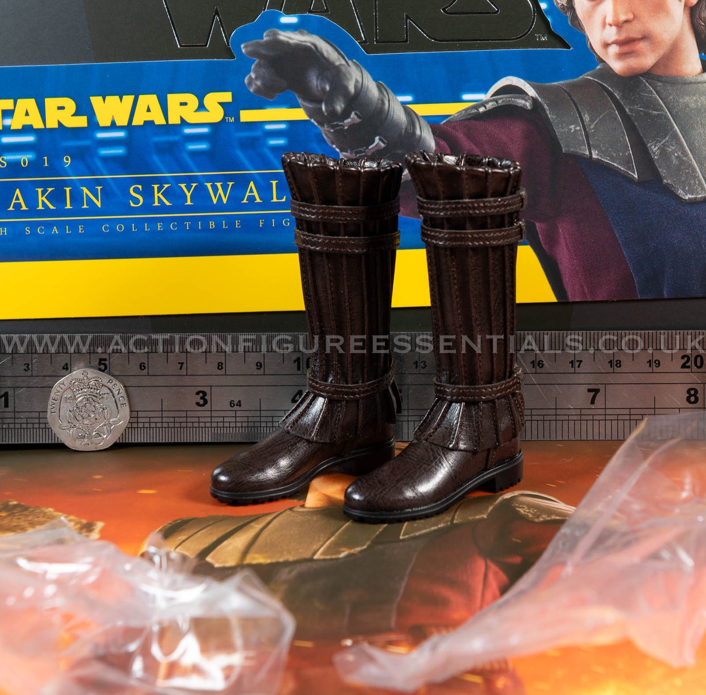 Hot Toys - Anakin Skywalker - Boots & Pegs - Star Wars - TMS019 Special Edition - 1:6 Loose Parts