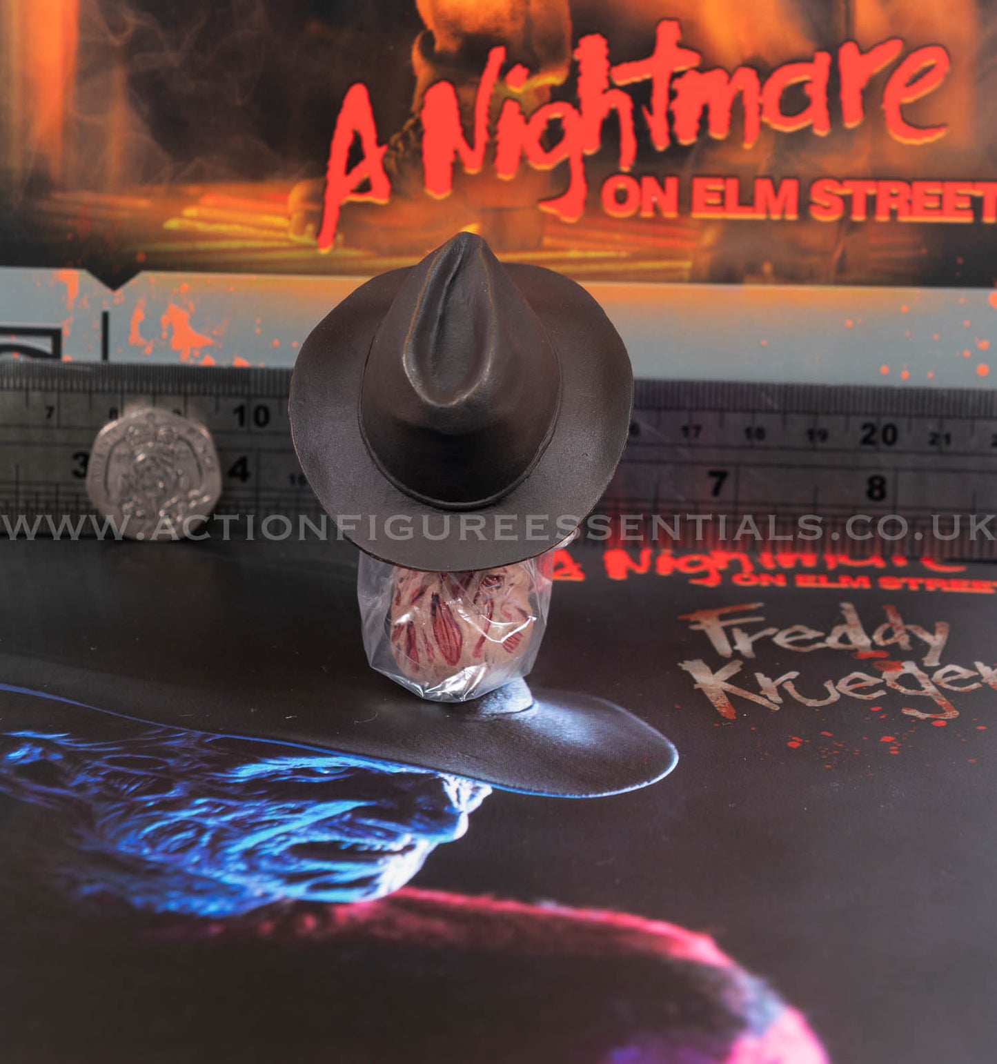 Sideshow - Freddy Krueger Head Sculpt with Neck Piece - A Nightmare On Elm Street 1:6 Loose Parts