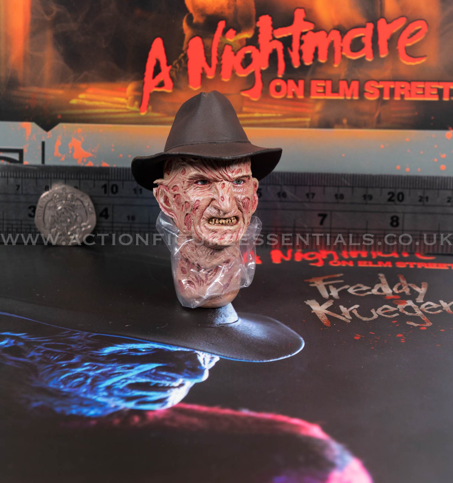 Sideshow - Freddy Krueger Head Sculpt with Neck Piece - A Nightmare On Elm Street 1:6 Loose Parts