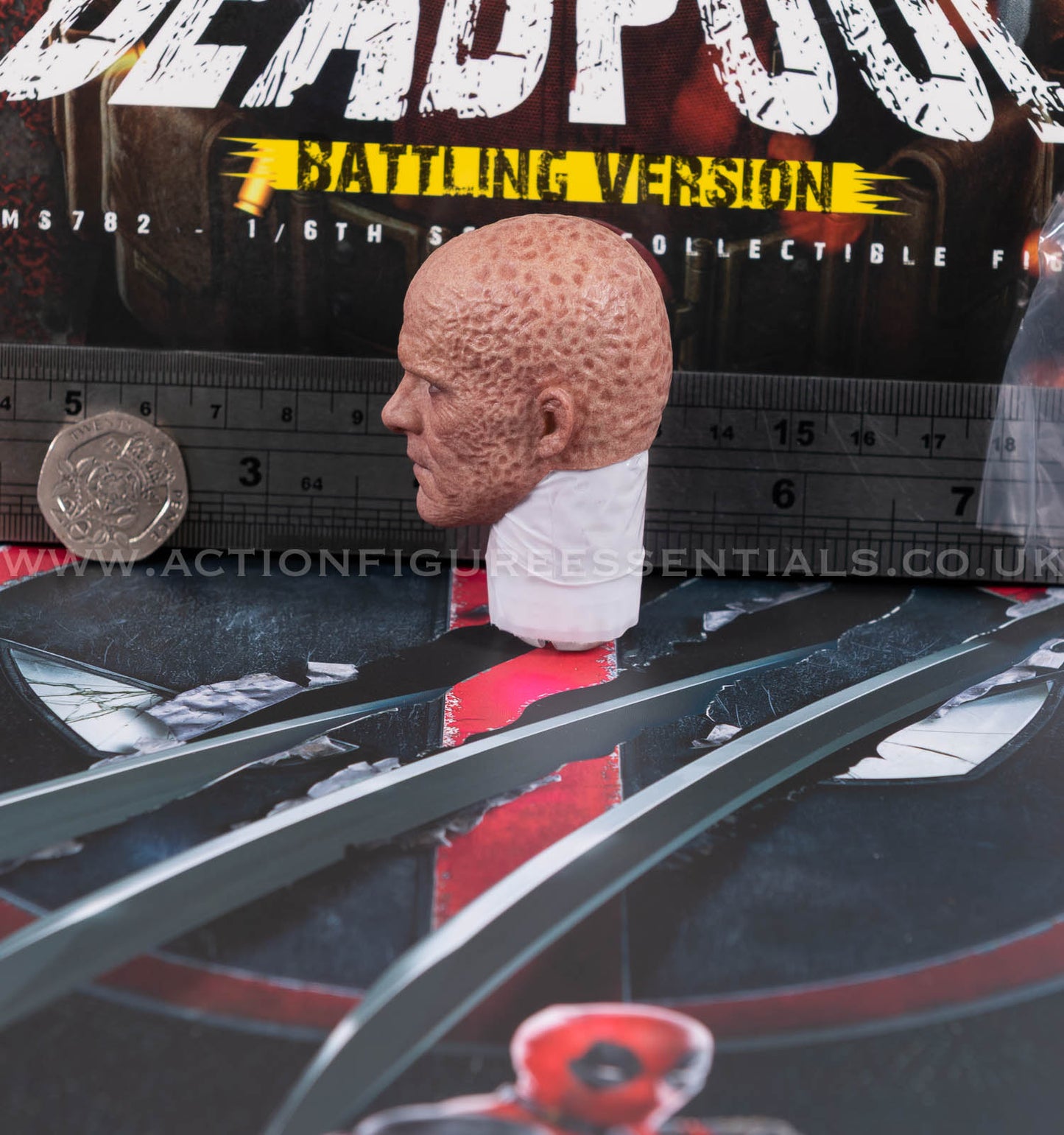 Hot Toys - Deadpool Unmasked (Wade Wilson) Head - Battling Version - MMS782 - 1:6 Loose Parts