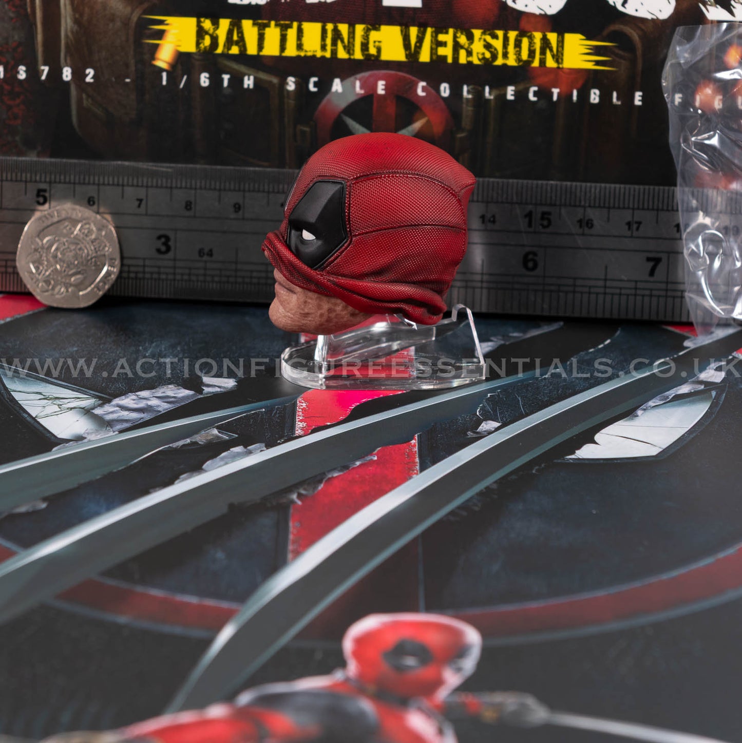 Hot Toys - Deadpool Partially Masked Head Sculpt - Battling Version - MMS782 - 1:6 Loose Parts