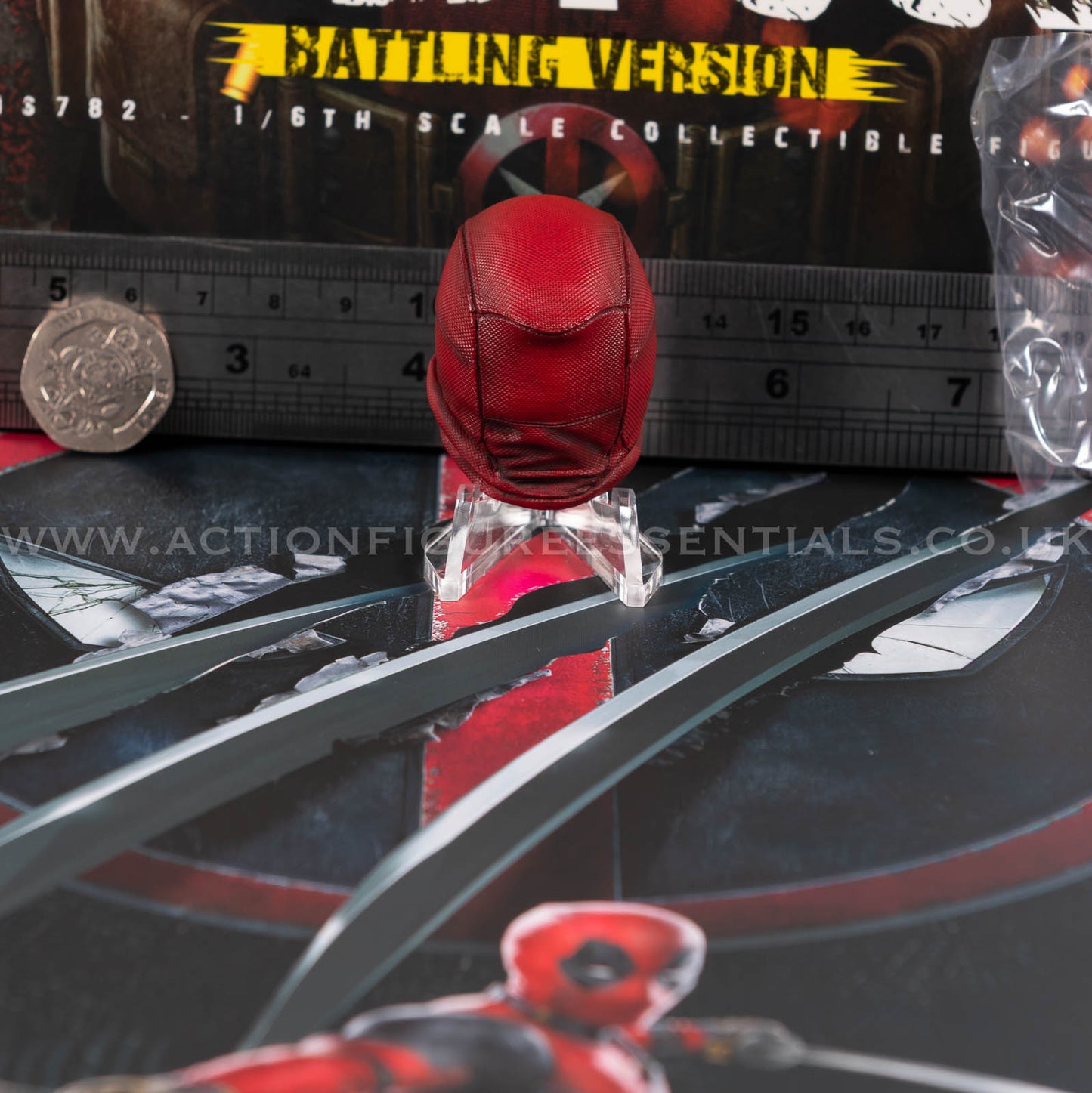 Hot Toys - Deadpool Partially Masked Head Sculpt - Battling Version - MMS782 - 1:6 Loose Parts