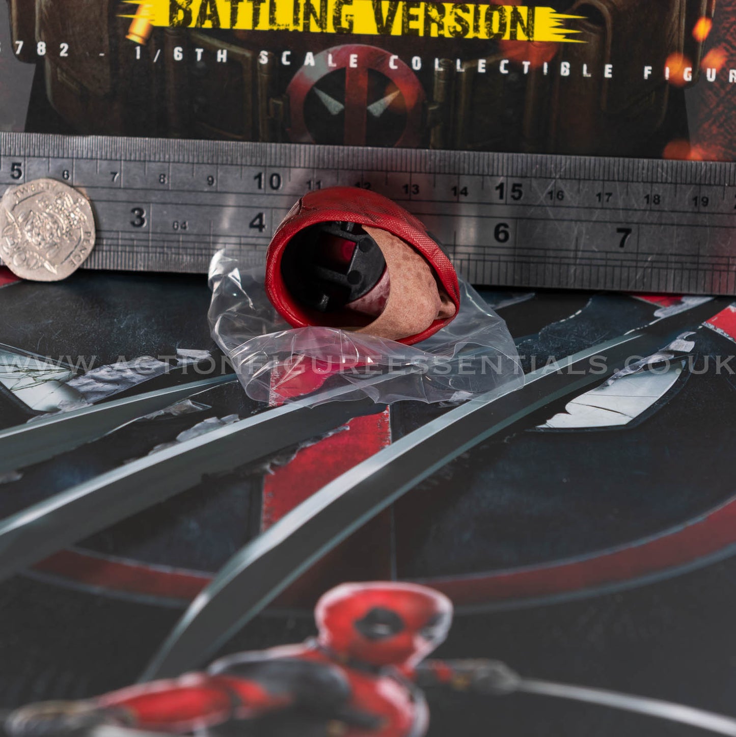 Hot Toys - Deadpool Partially Masked Head Sculpt - Battling Version - MMS782 - 1:6 Loose Parts