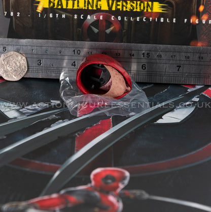 Hot Toys - Deadpool Partially Masked Head Sculpt - Battling Version - MMS782 - 1:6 Loose Parts