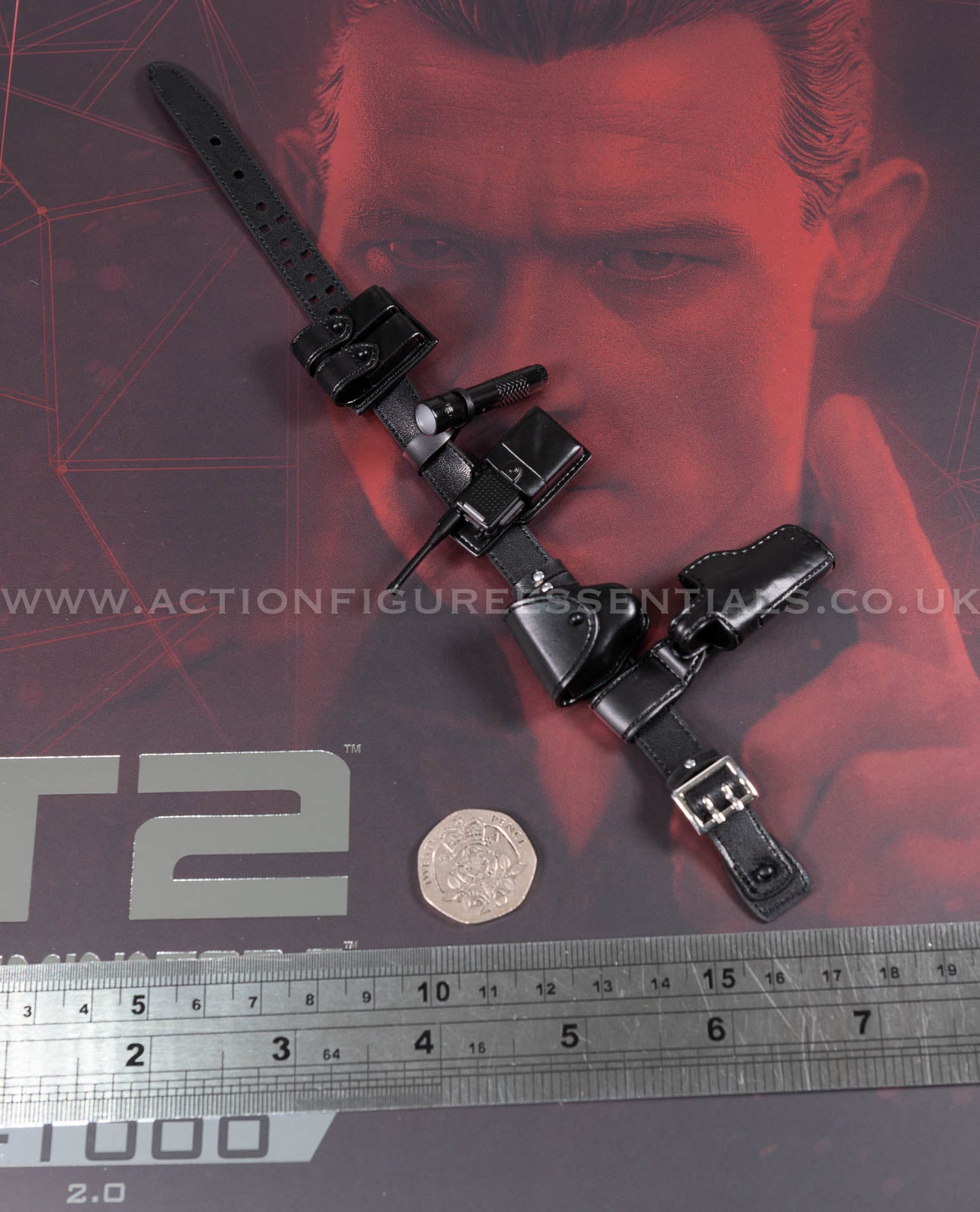 Hot Toys - T-1000 Terminator 2.0 Police Utility Belt with Accessories - MMS774 - 1:6 Loose Parts