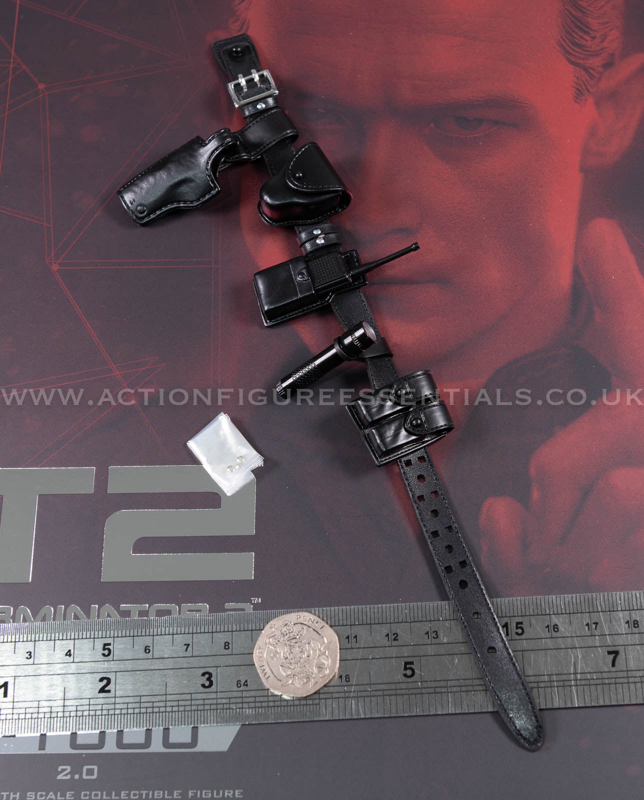 Hot Toys - T-1000 Terminator 2.0 Police Utility Belt with Accessories - MMS774 - 1:6 Loose Parts