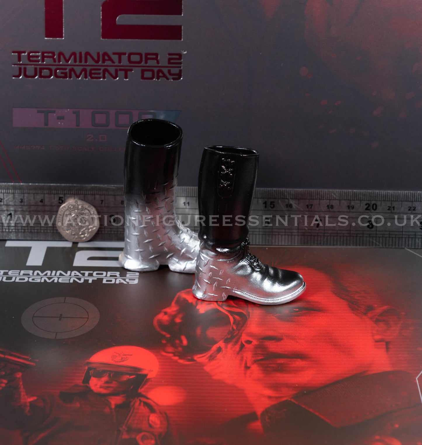 Hot Toys - T-1000 Terminator 2.0 Black Boots Liquid Metal - MMS774 - 1:6 Loose Parts