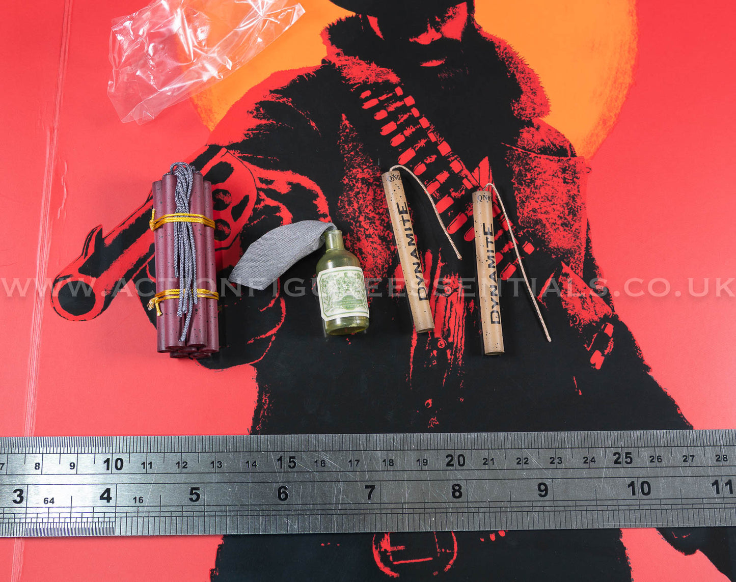 The Gunslinger - Arthur Morgan Dynamite Molotov Cocktail Explosives Set - Outlaws of The West - Limtoys - 1:6 Scale Loose Parts - Red Dead Redemption