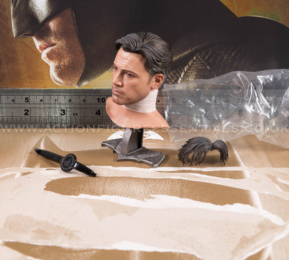 Hot Toys - Batman Bruce Wayne Head Sculpt Pers BVS 2.0 - MMS732 Deluxe - 1:6 Loose Parts DC