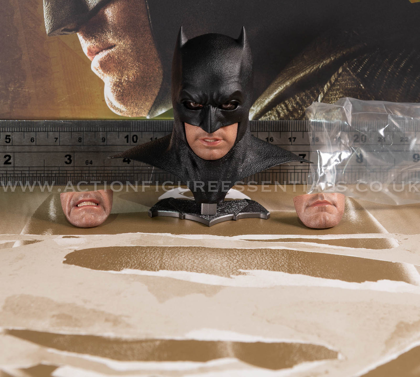 Hot Toys - Batman Articulated Head Sculpt Cowl Pers BVS 2.0 - MMS732 Deluxe - 1:6 Loose Parts DC