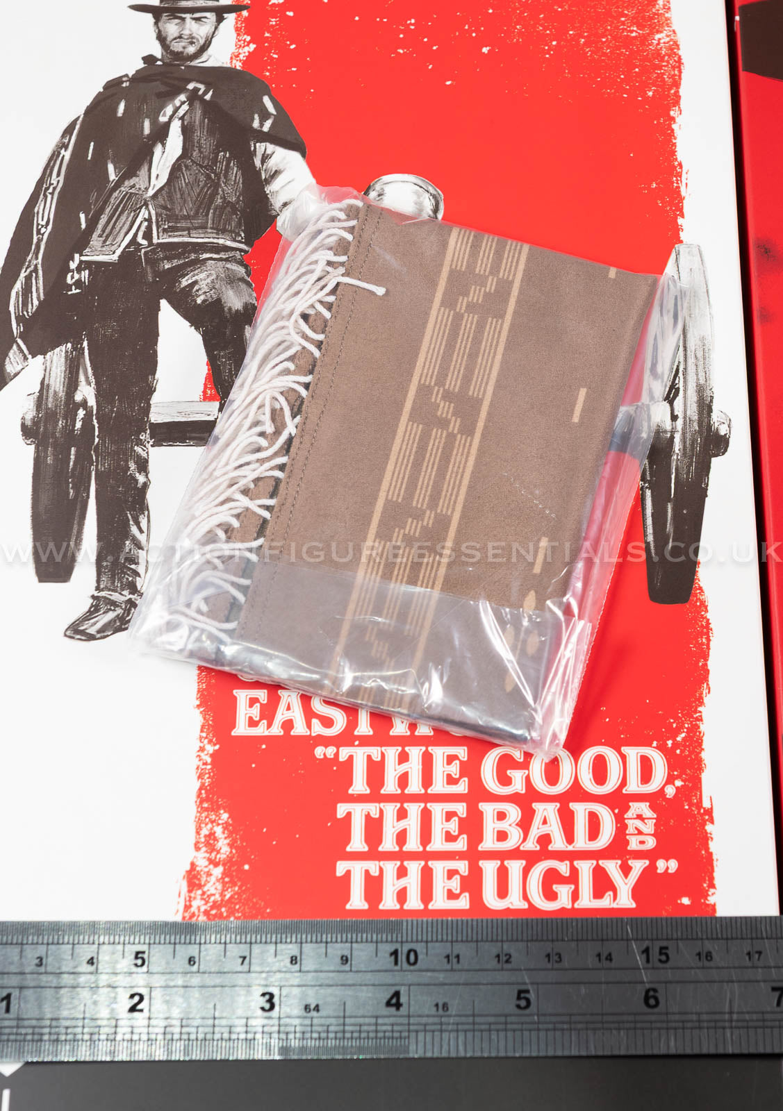 The Good The Bad and The Ugly - The Man With No Name (Blondie) - Serape Poncho - Clint Eastwood Legacy Collection - Sideshow - 1:6 Scale Loose Parts
