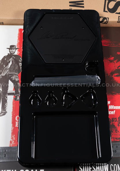 The Good The Bad and The Ugly - The Man With No Name (Blondie) - Display Stand - Clint Eastwood Legacy Collection - Sideshow - 1:6 Scale Loose Parts