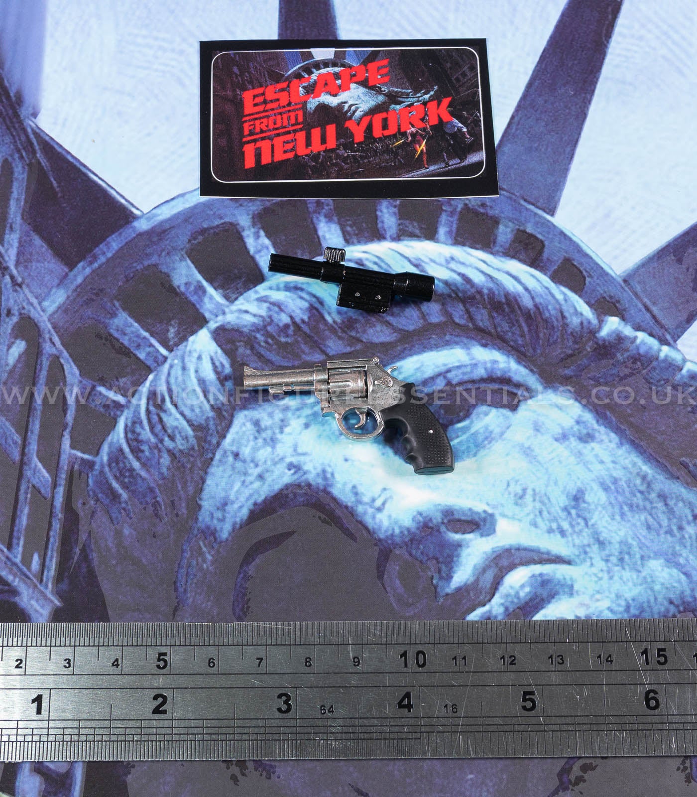 Snake Plissken - Revolver w Scope - Escape From New York - Crown Series Real Hair Edition - 1:6 Scale Figure - Asmus Collectibles