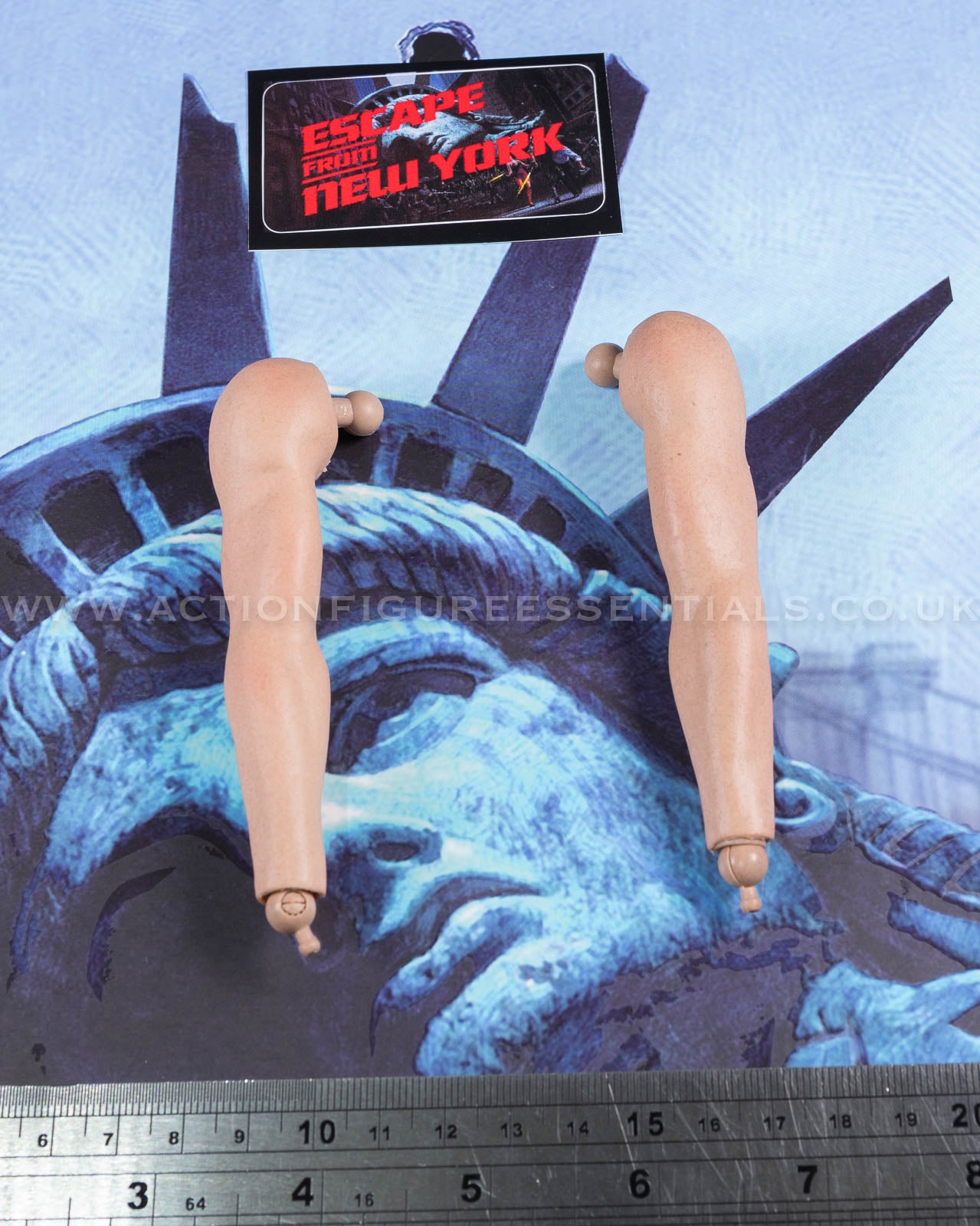 Snake Plissken - Seamless Arms - Escape From New York - Crown Series Real Hair Edition - 1:6 Scale Figure - Asmus Collectibles
