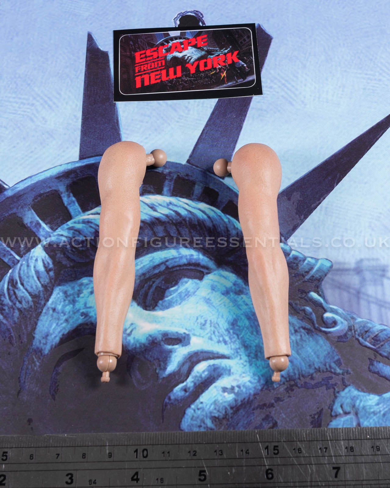 Snake Plissken - Seamless Arms - Escape From New York - Crown Series Real Hair Edition - 1:6 Scale Figure - Asmus Collectibles