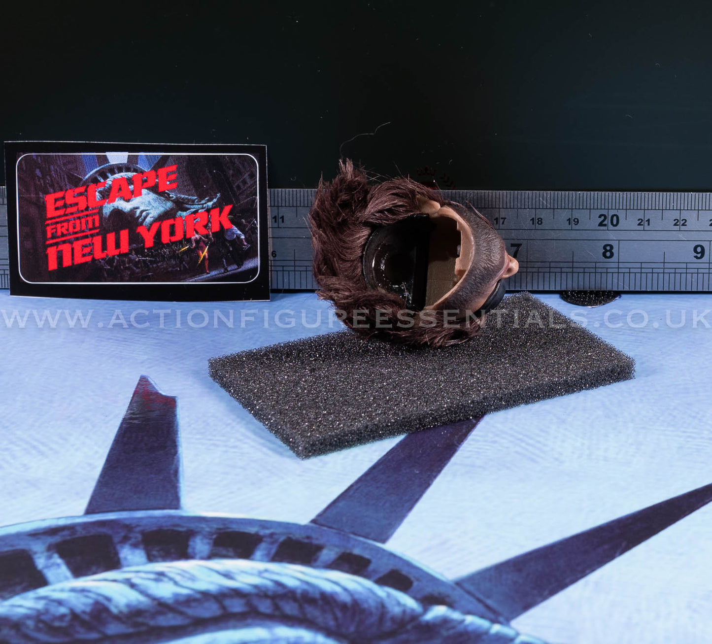 Snake Plissken - Head Sculpt - Escape From New York - Crown Series Real Hair Edition - 1:6 Scale Figure - Asmus Collectibles