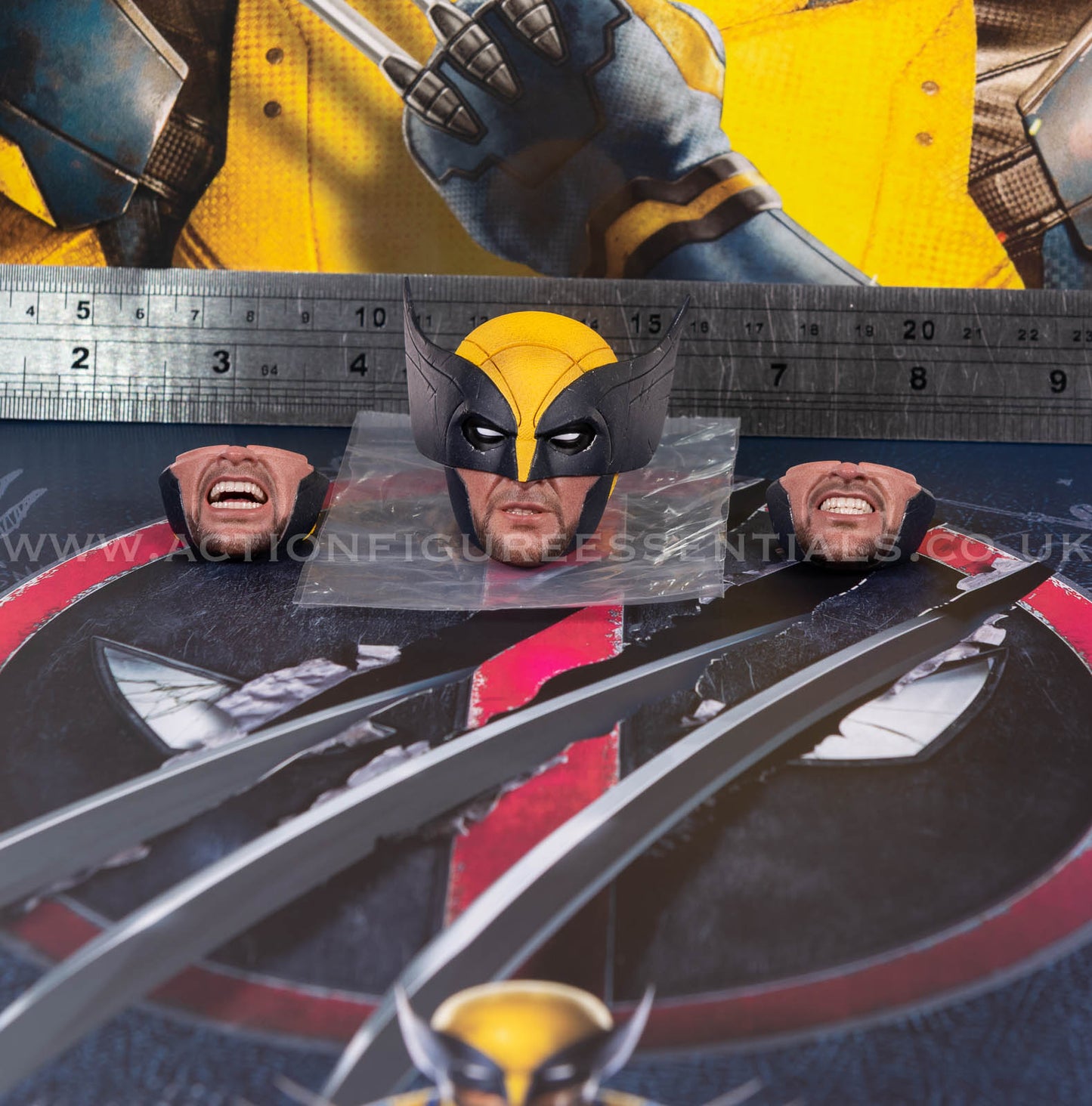 Hot Toys - Wolverine Deluxe Masked Head Sculpt Set - Deadpool v Wolverine - MMS754 - 1:6 Scale Parts Marvel