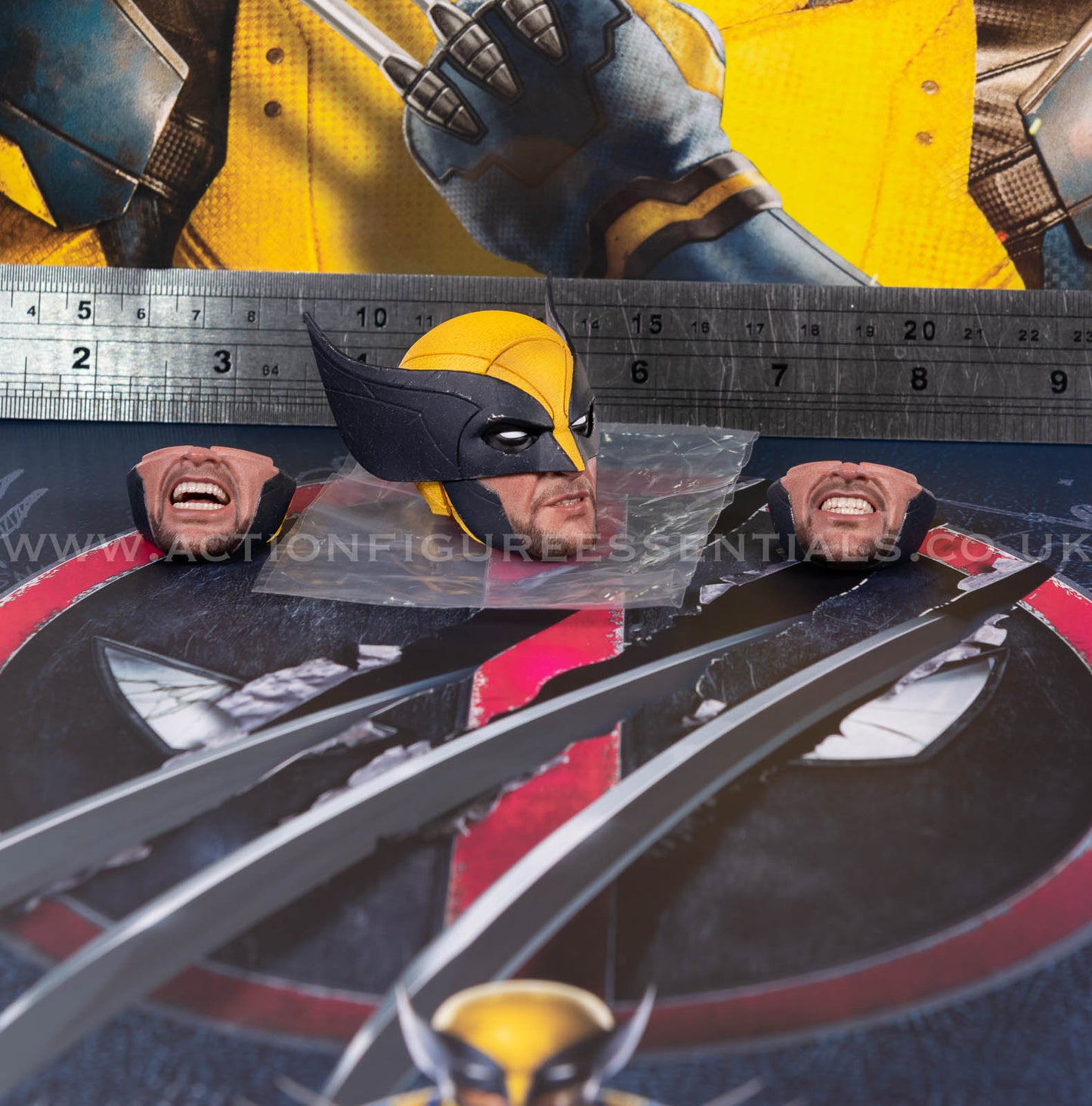 Hot Toys - Wolverine Deluxe Masked Head Sculpt Set - Deadpool v Wolverine - MMS754 - 1:6 Scale Parts Marvel