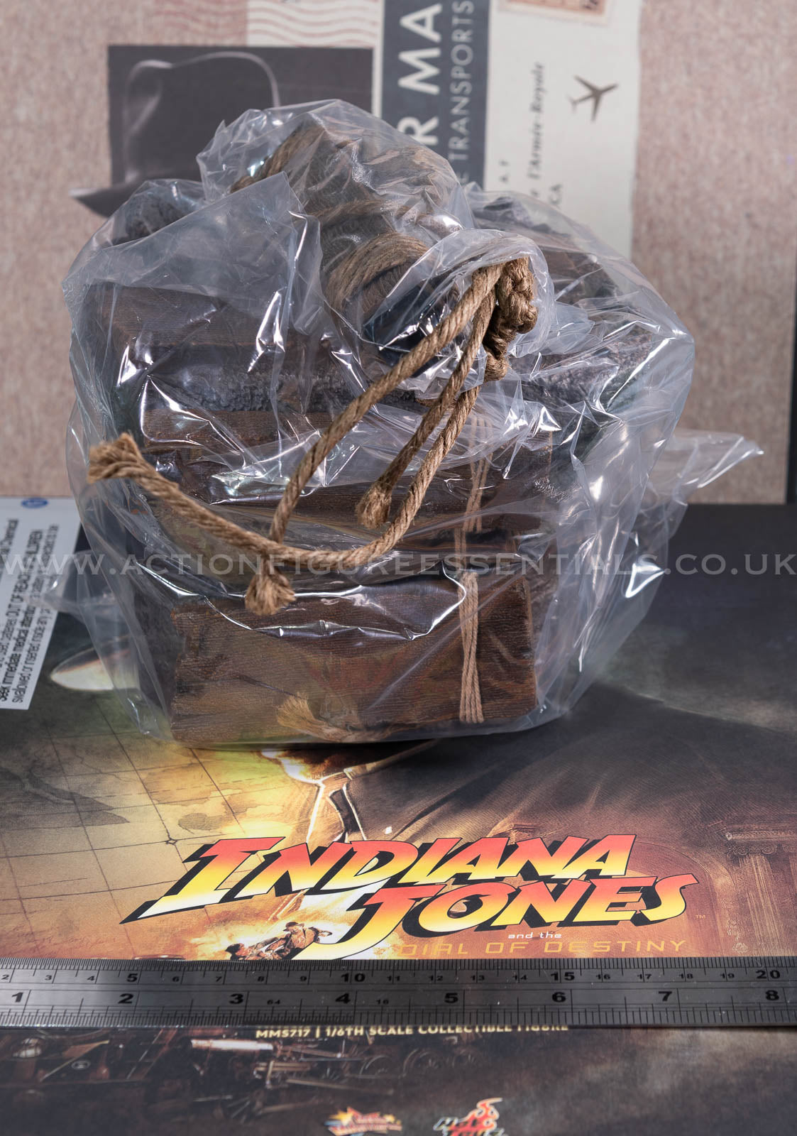 Hot Toys - Indiana Jones - Diorama Display Base Stand - Dial of Destiny - MMS717 - 1:6 Scale Parts Deluxe Version