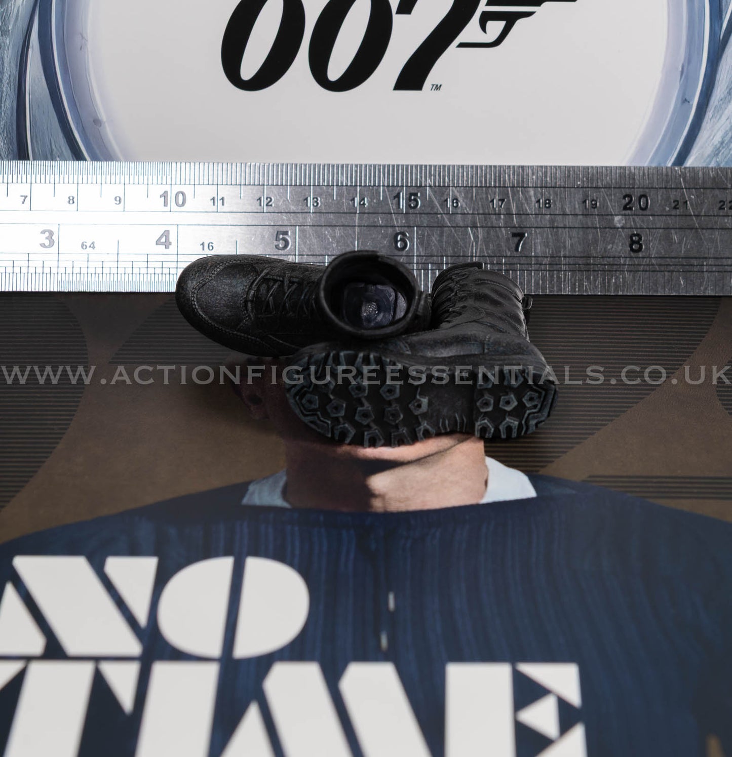 Hot Toys - James Bond 007 - Boots - Commando - MMS804 - 1:6 Scale Parts Custom