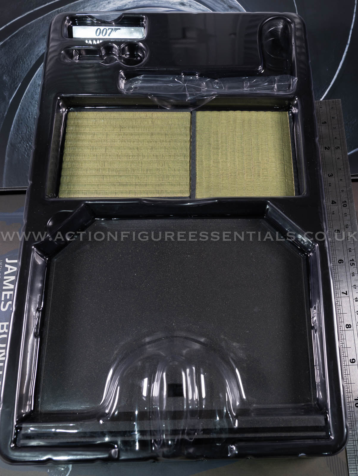 Hot Toys - James Bond 007 - Display Diorama Stand - Commando - MMS804 - 1:6 Scale Parts Custom