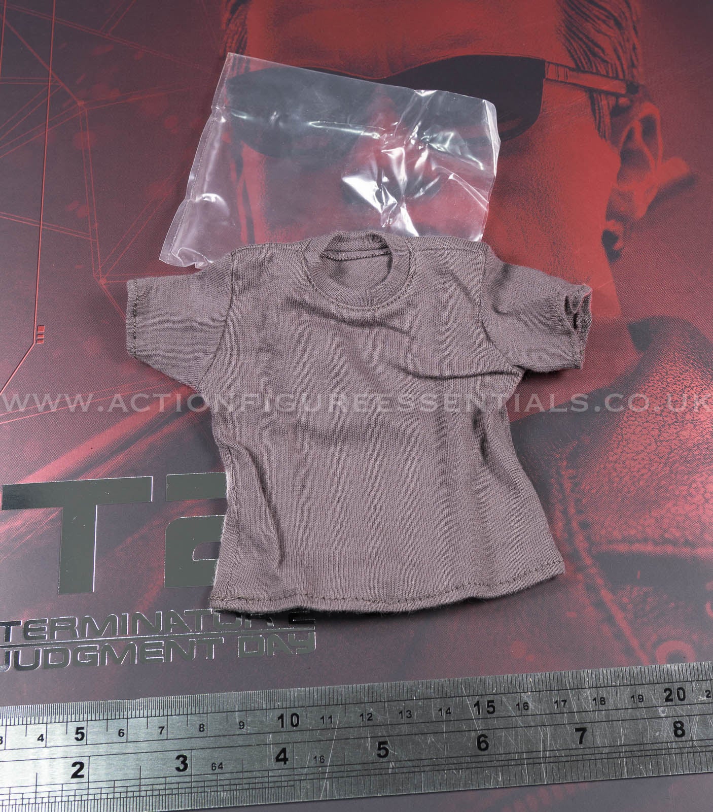 Hot Toys - T-800 Terminator 2 (2.0) - Grey T-Shirt - MMS795 - 1:6 Scale Parts Custom