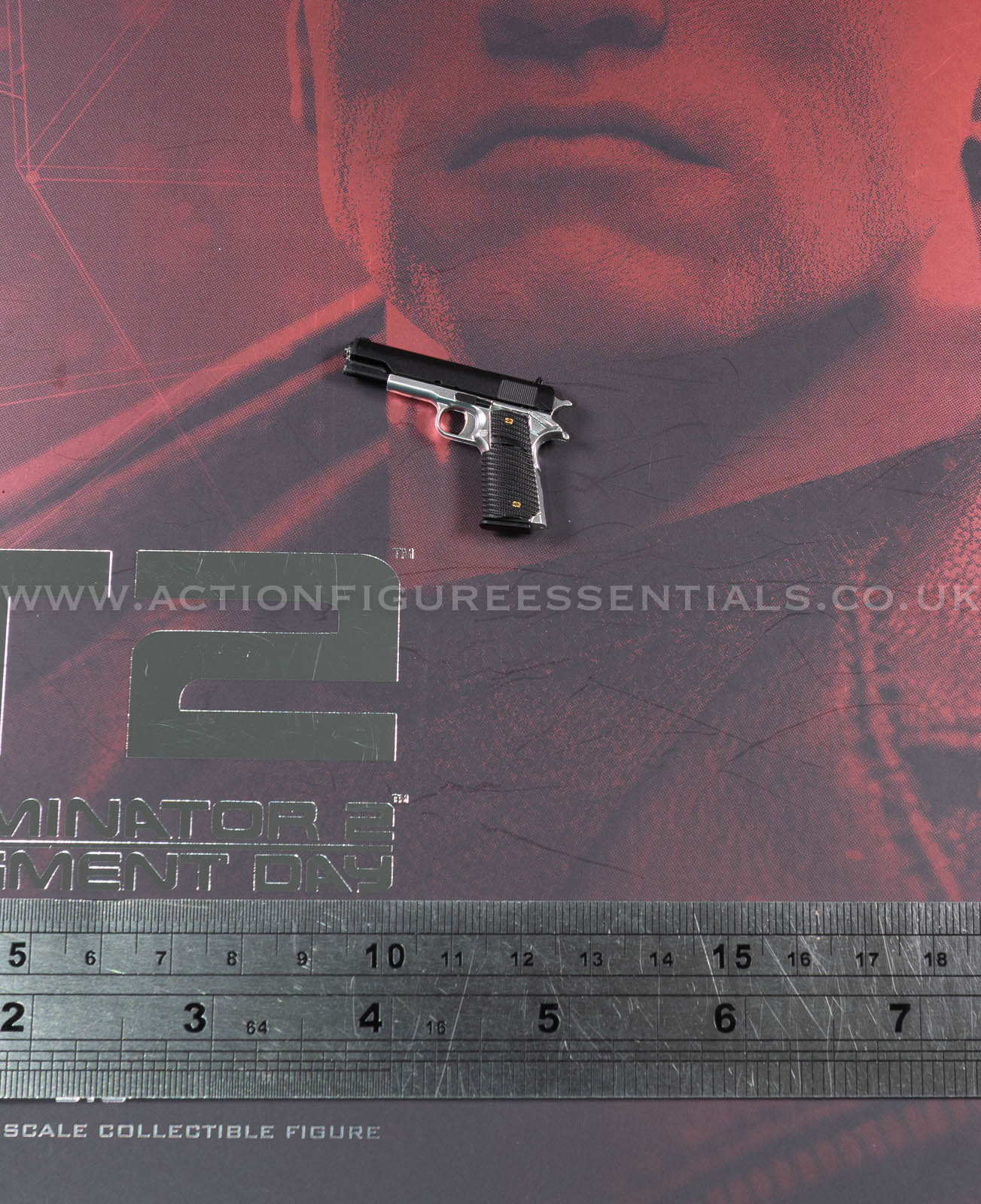 Hot Toys - T-800 Terminator 2 (2.0) - Colt Pistol - MMS795 - 1:6 Scale Parts Custom