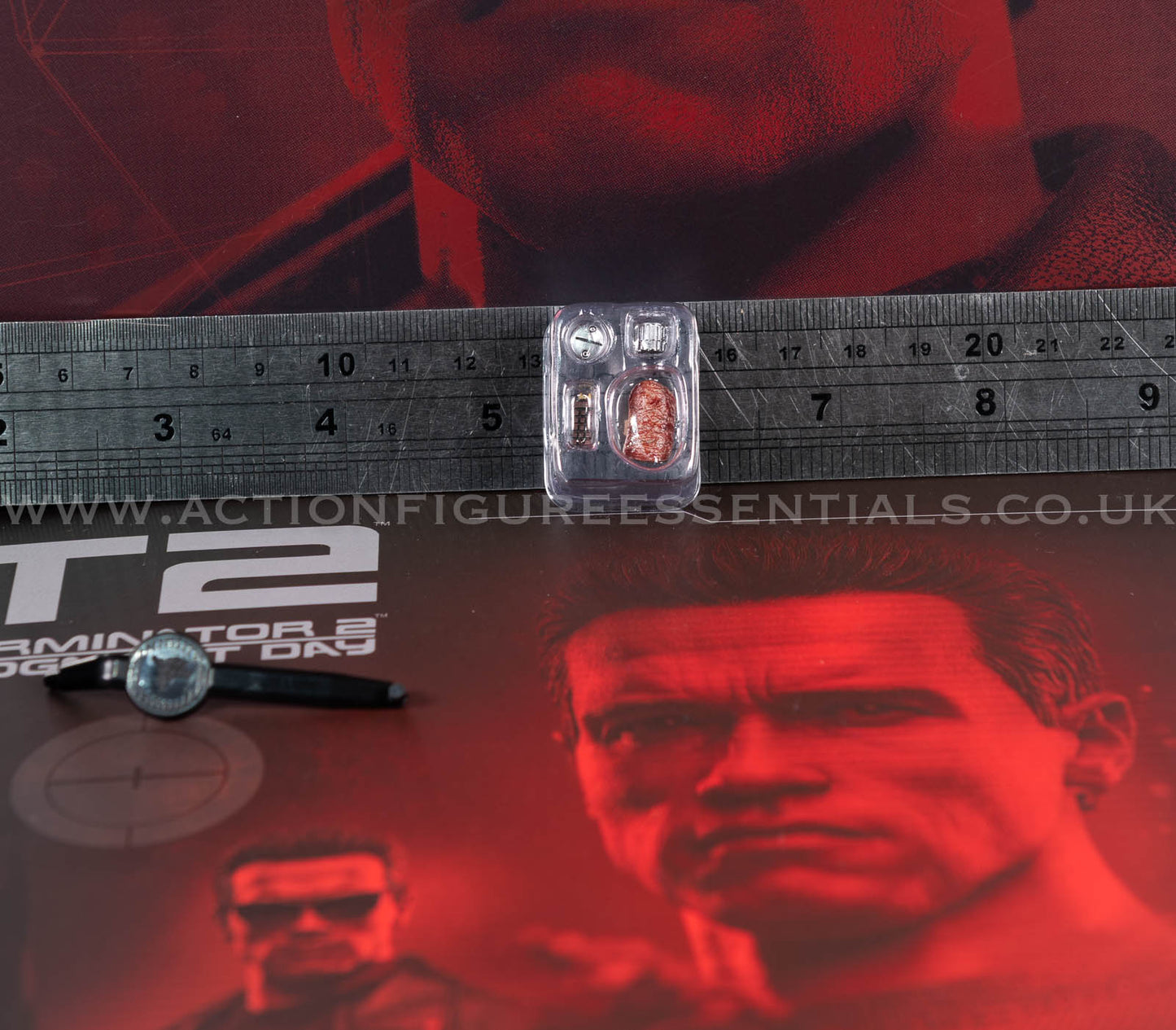 Hot Toys - T-800 Terminator 2 (2.0) - Head Sculpt - MMS795 - 1:6 Scale Parts Custom