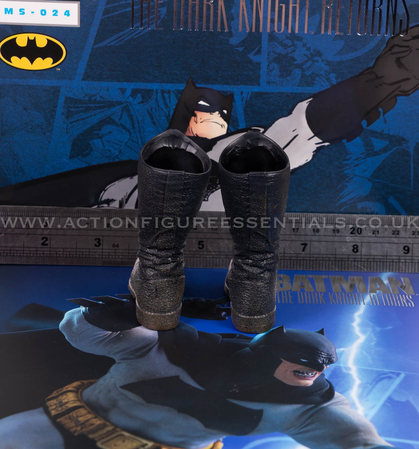 Hot Toys - Batman - Tall Boots - The Dark Knight Returns - Frank Miller - CMS024 - 1:6 Scale Parts Custom