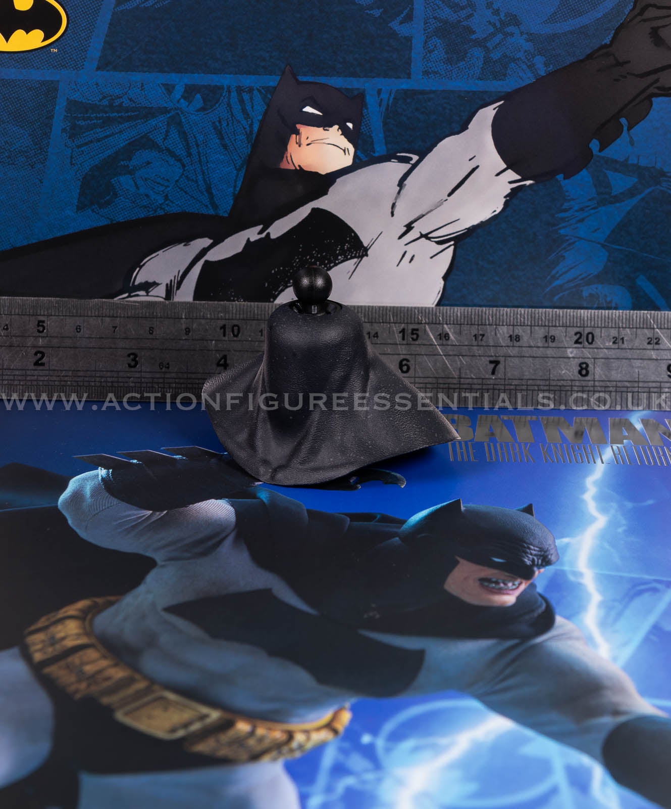 Hot Toys - Batman - Lower Cowl - The Dark Knight Returns - Frank Miller - CMS024 - 1:6 Scale Parts Custom