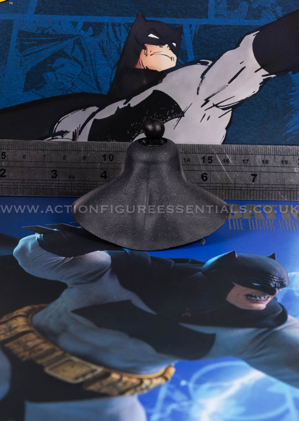 Hot Toys - Batman - Lower Cowl - The Dark Knight Returns - Frank Miller - CMS024 - 1:6 Scale Parts Custom
