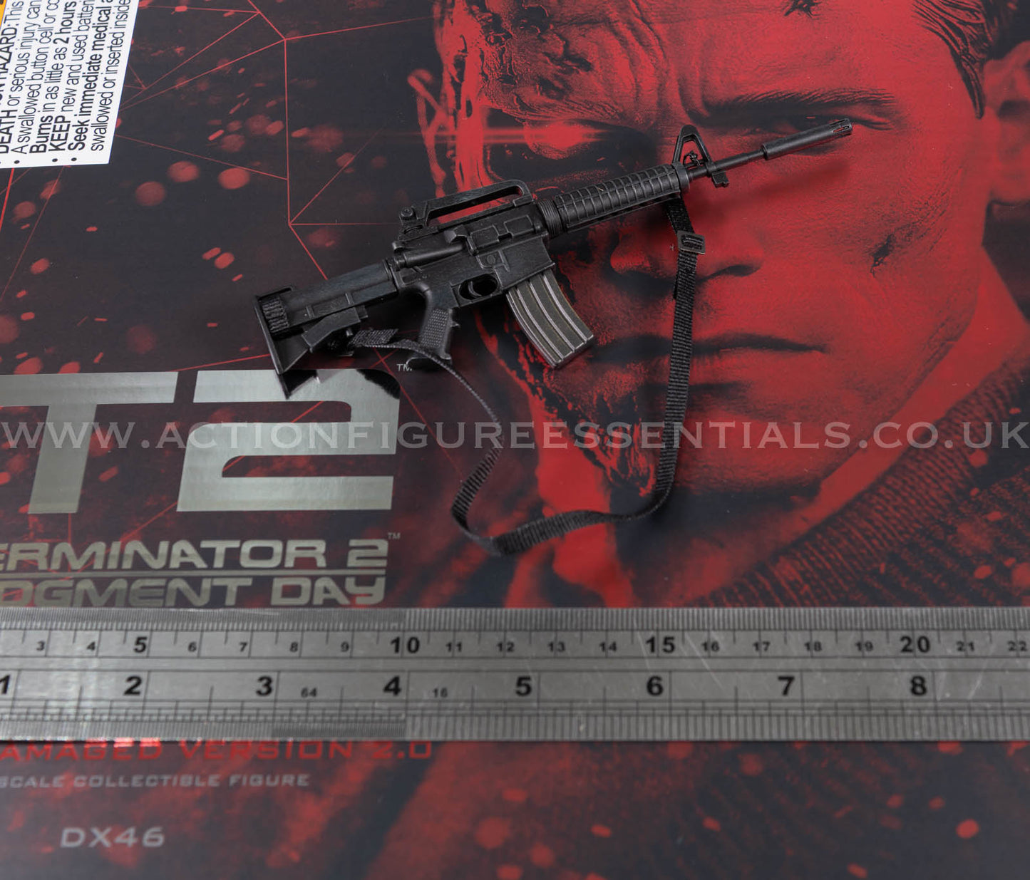Hot Toys T-800 Battle Damaged Version 2.0 Machine Gun with Strap 1/6 Scale Part DX46 Terminator 2 Judgment Day