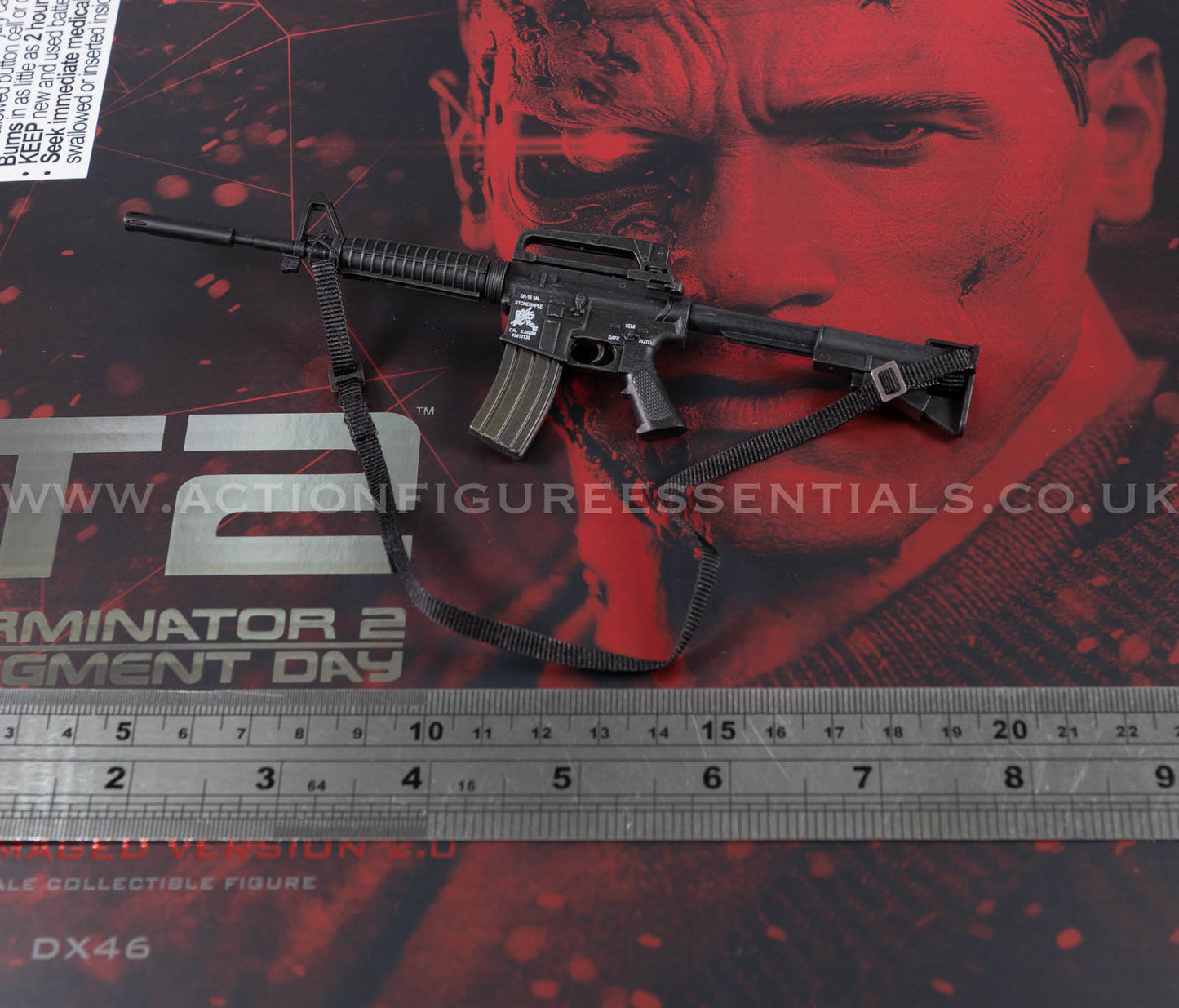 Hot Toys T-800 Battle Damaged Version 2.0 Machine Gun with Strap 1/6 Scale Part DX46 Terminator 2 Judgment Day