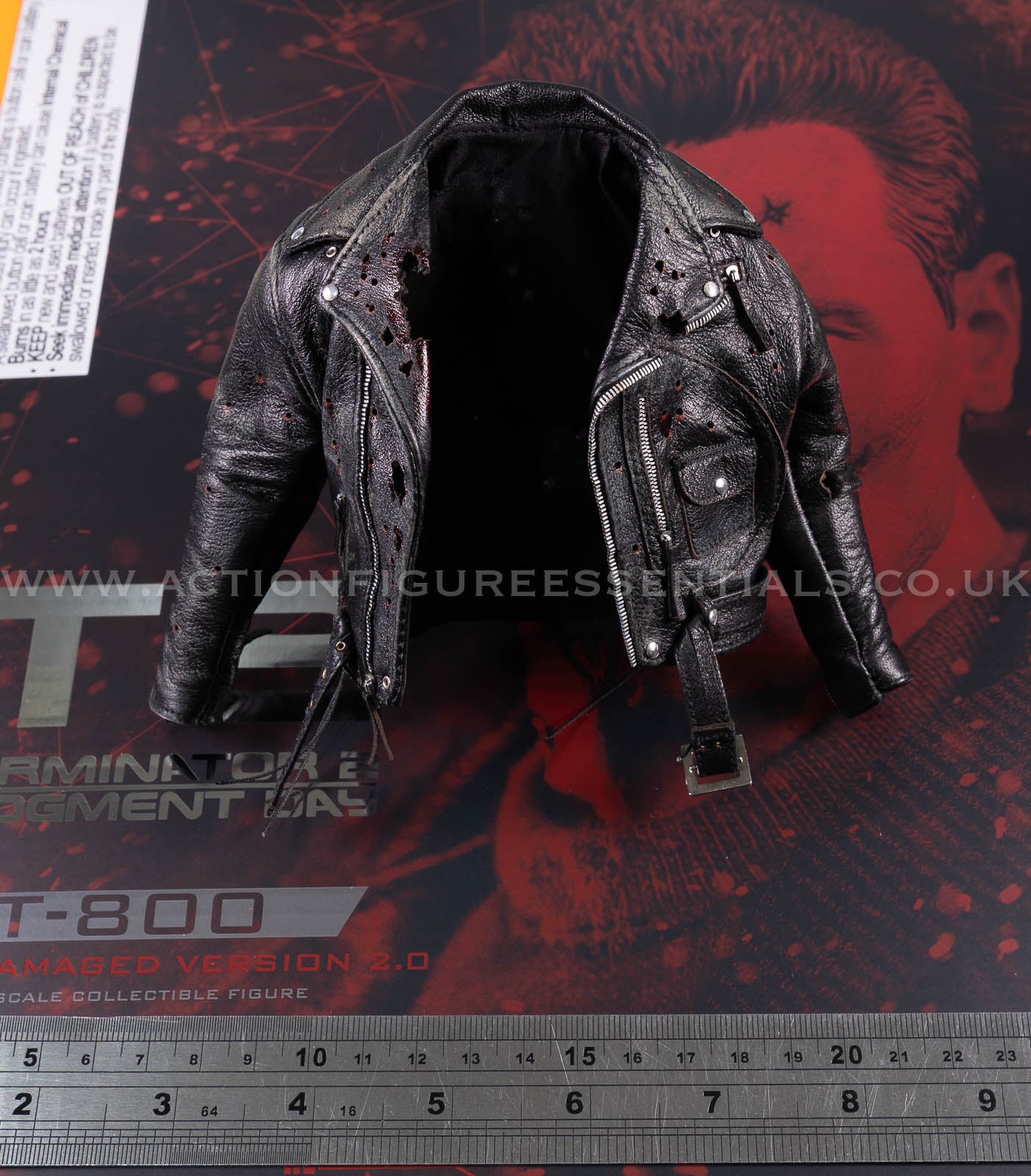 Hot Toys T-800 Battle Damaged Genuine Leather Jacket 1/6 Scale DX46 Terminator 2 Judgment Day Figure Part