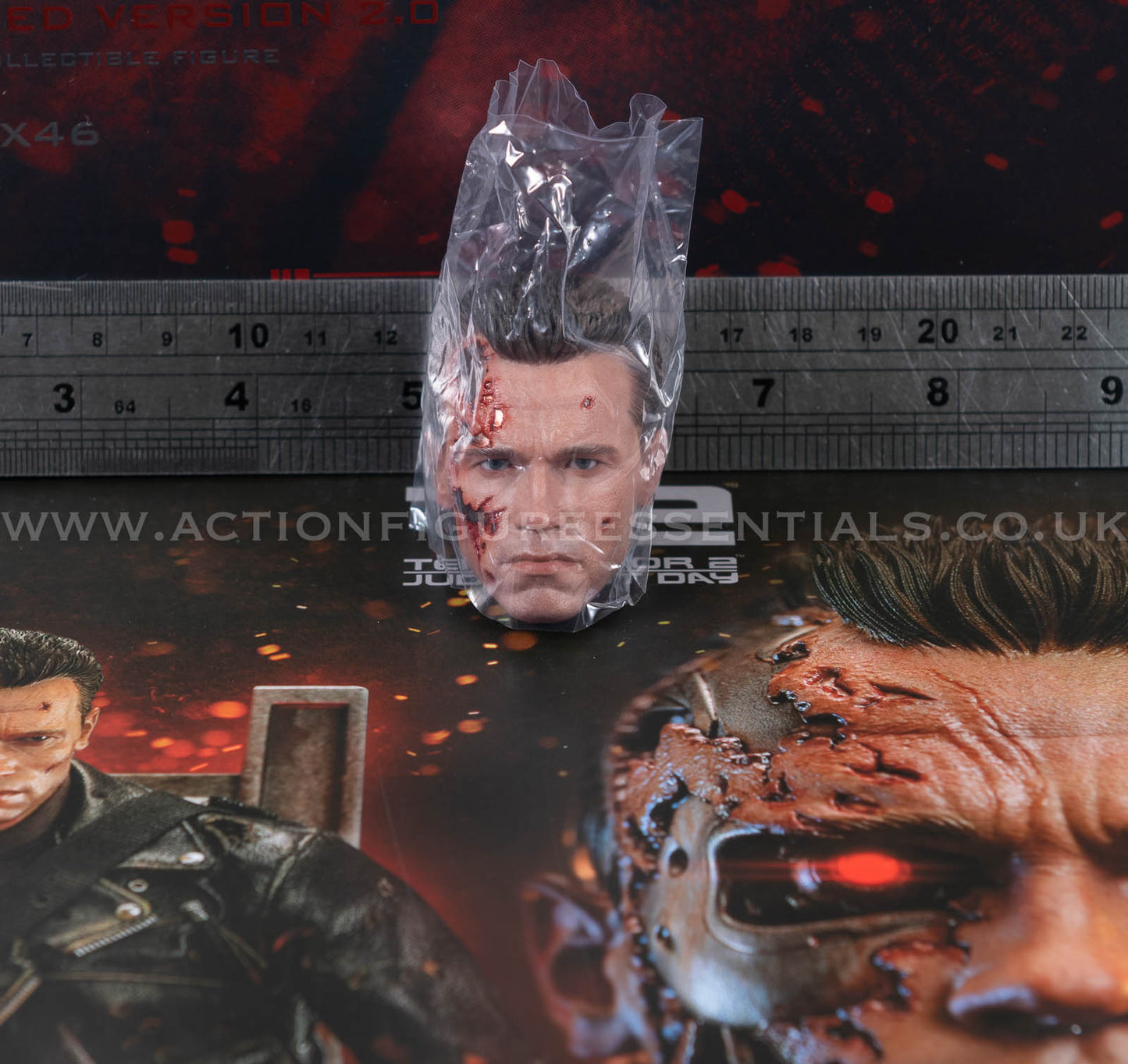 Hot Toys T-800 Battle Damaged Head Sculpt PERS Rolling Eyes 1/6 Scale DX46 Terminator 2 Judgment Day Part