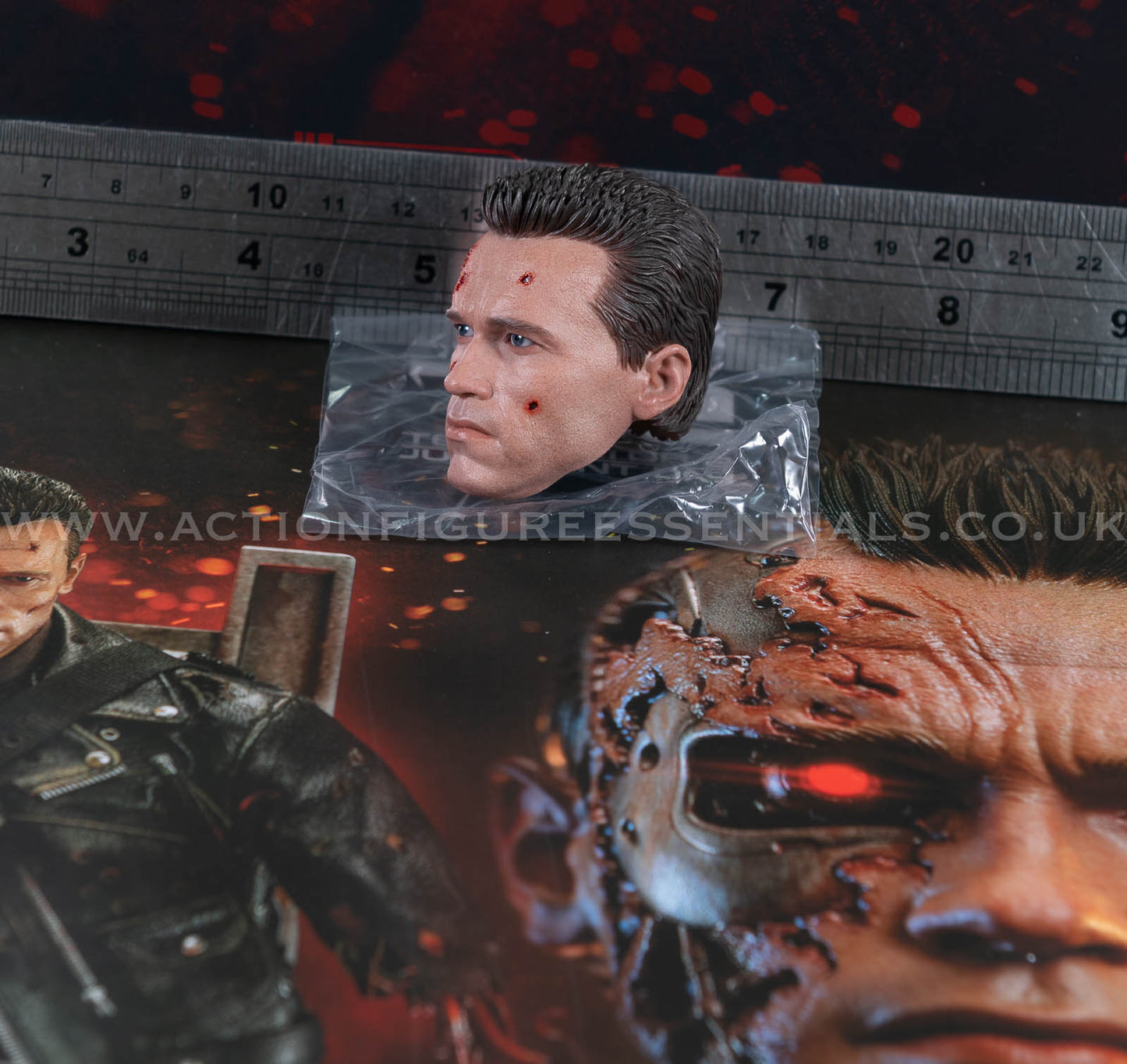 Hot Toys T-800 Battle Damaged Head Sculpt PERS Rolling Eyes 1/6 Scale DX46 Terminator 2 Judgment Day Part